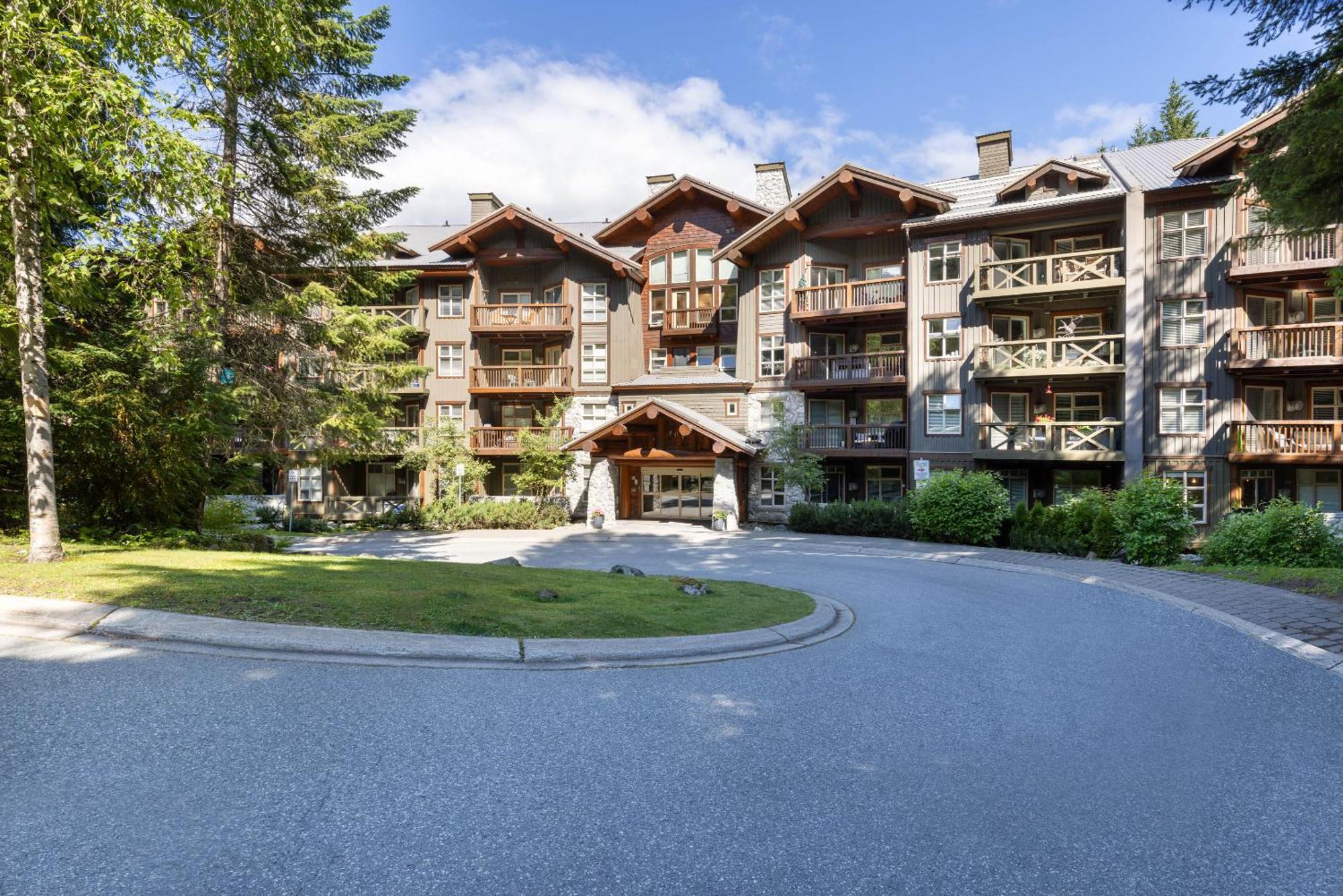 Lost Lake Lodge By Whistler Premier Extérieur photo